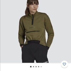 Adidas Terrex Hike 1/2 zip. Army green, size Small.